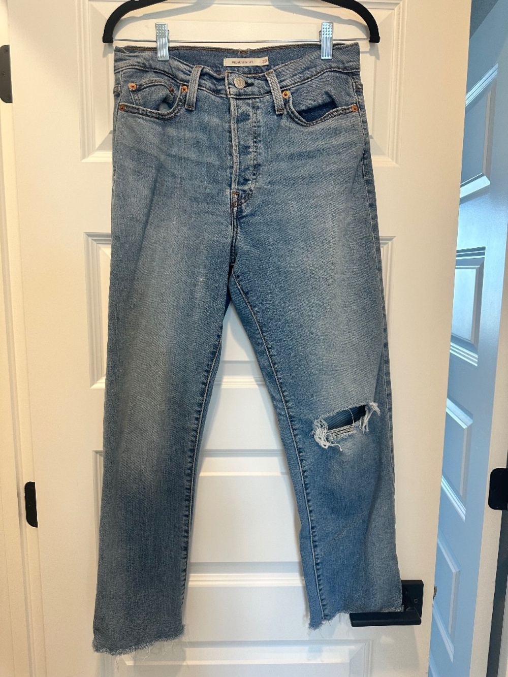 Levi Wedgie Straight